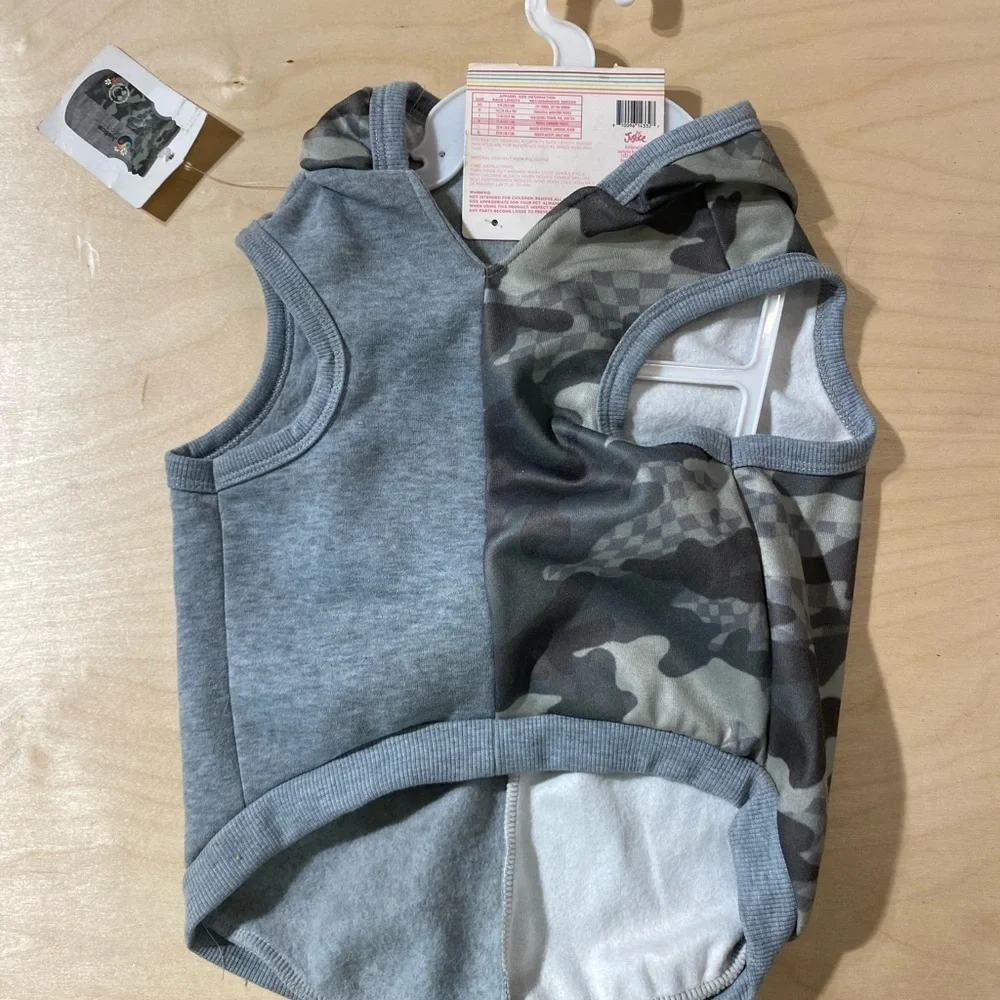Justice Sport Camouflage and Gray Dog Hoodie Medium (LT)